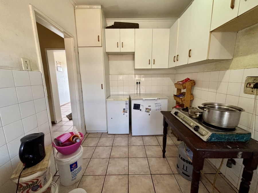 2 Bedroom Property for Sale in Goodwood Park Western Cape